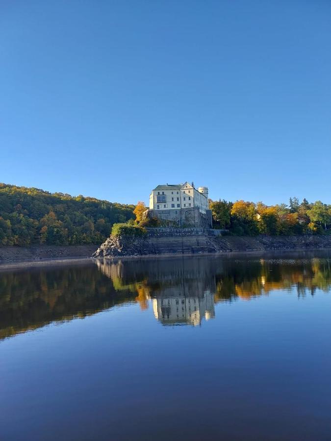 Penzion U Svarcu Zduchovice Exterior foto